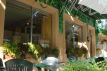 les-eaux-vives-hotel pougues-les-eaux